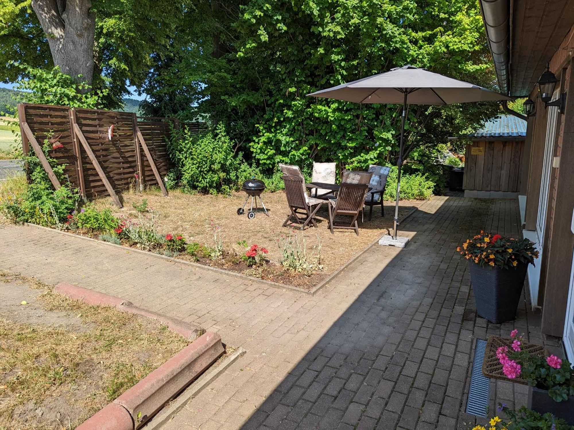 W5 - Urlaubsmagie - Wohnung Mit Grill, Terrasse & Pool Lichtenhain  Esterno foto