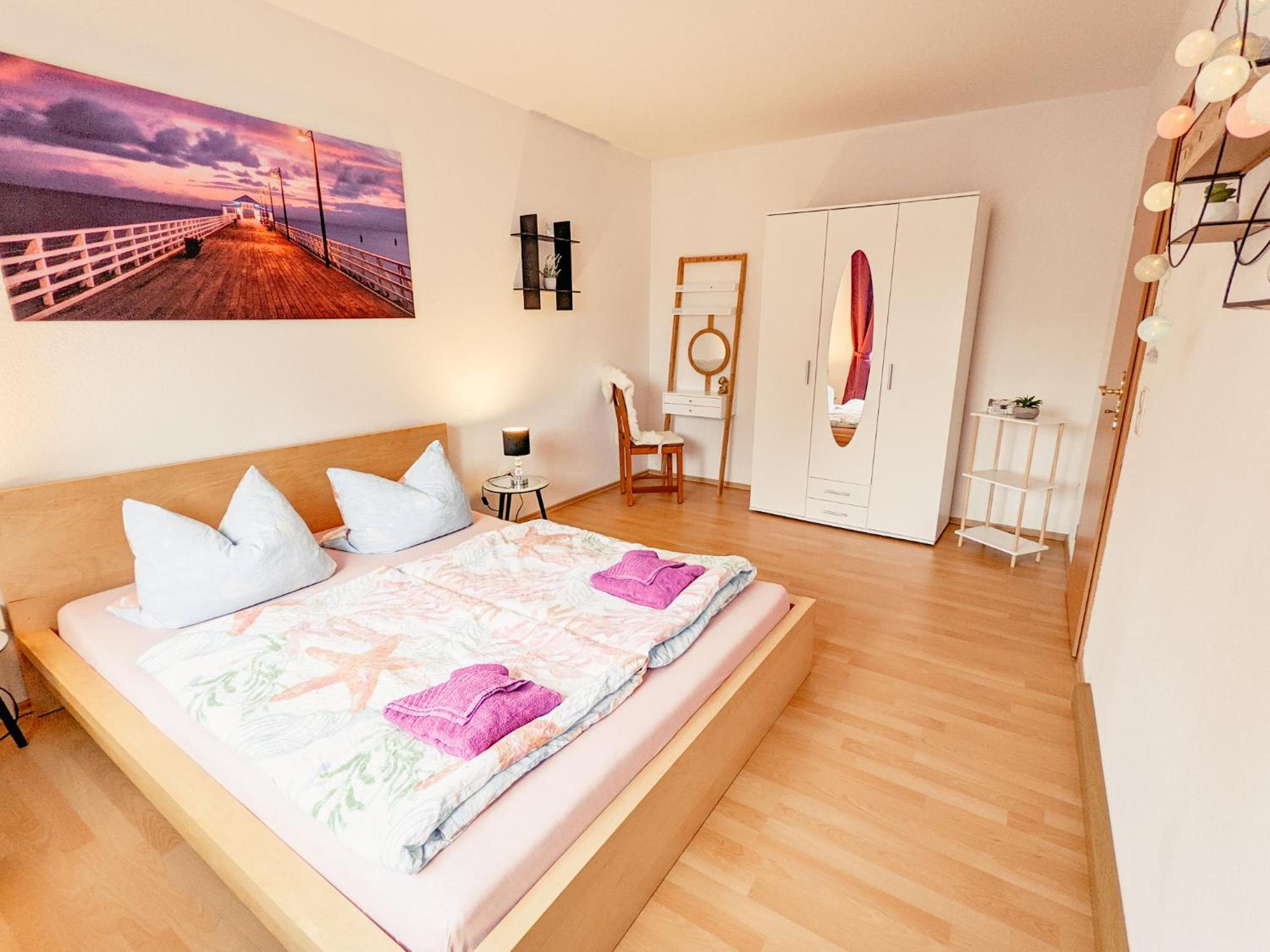 W5 - Urlaubsmagie - Wohnung Mit Grill, Terrasse & Pool Lichtenhain  Esterno foto