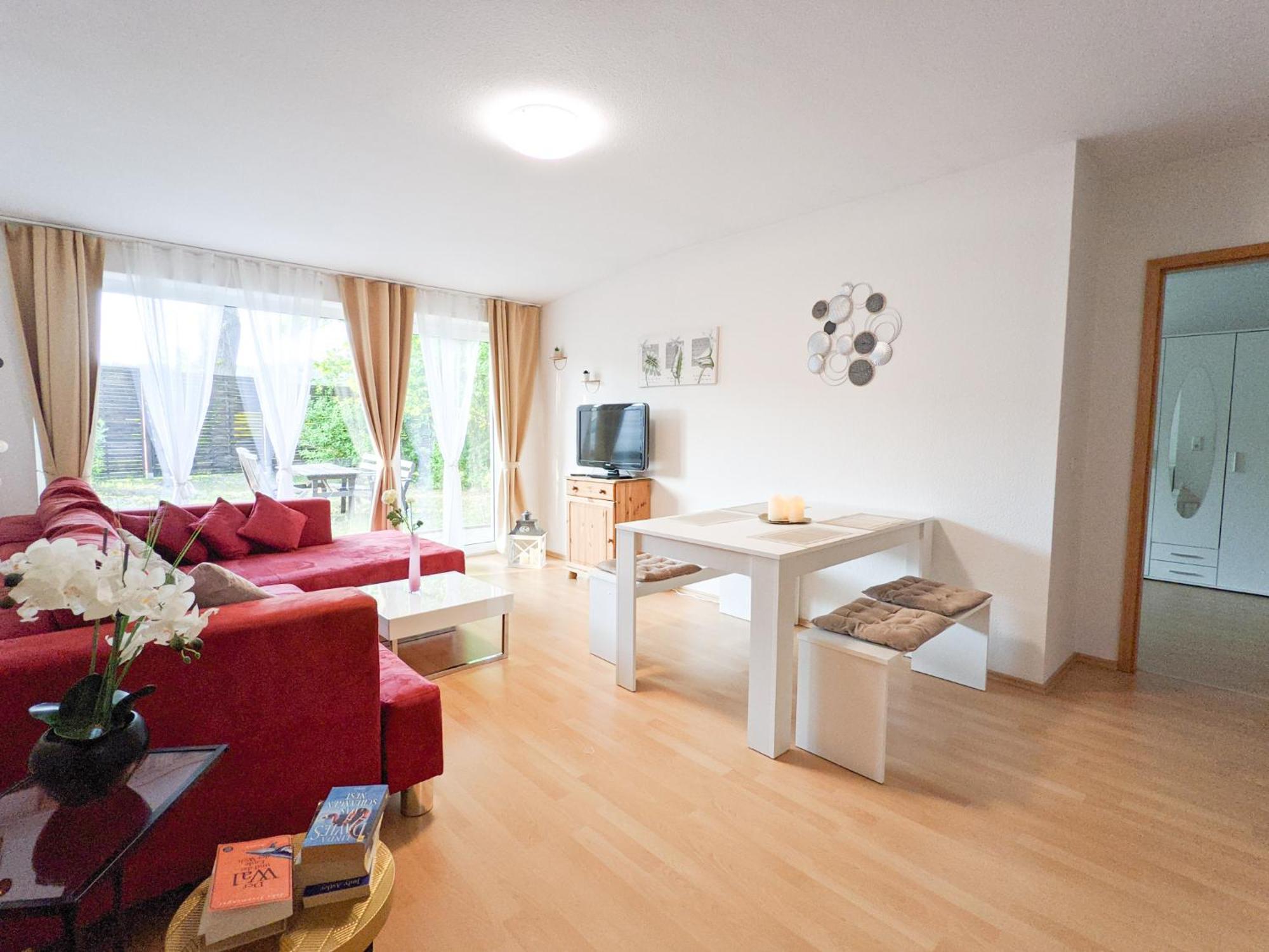 W5 - Urlaubsmagie - Wohnung Mit Grill, Terrasse & Pool Lichtenhain  Esterno foto