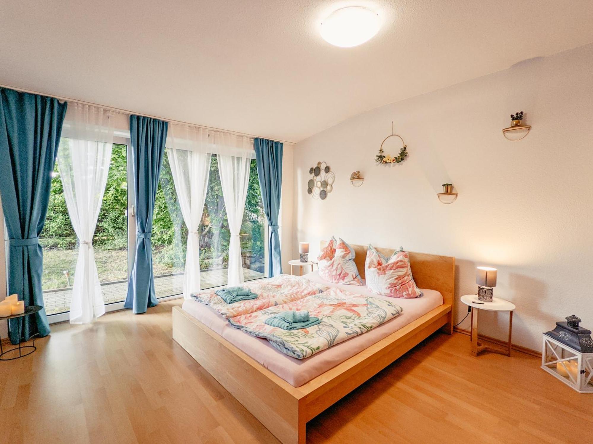 W5 - Urlaubsmagie - Wohnung Mit Grill, Terrasse & Pool Lichtenhain  Esterno foto